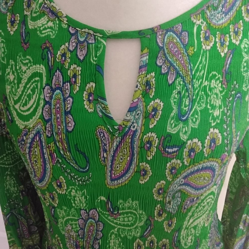Emma & Michele Women L Colorful Paisley Bell Sleeve Pleated Knee Lenght Dress - Picture 5 of 8